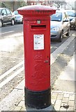 TQ2389 : Edward VII postbox, Finchley Lane / Alexandra Road, NW4 by Mike Quinn