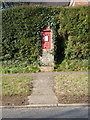 Sherborne: postbox № DT9 74, Bradford Road