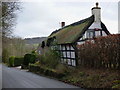 Thatched and half-timbered cottage in Harley