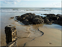 TQ8008 : Rock outcrop on Hastings beach by Robin Webster