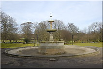 NJ9206 : Fountain, Victoria Park, Aberdeen by Bill Harrison
