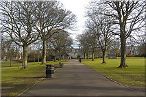 NJ9206 : Main promenade, Victoria Park, Aberdeen by Bill Harrison