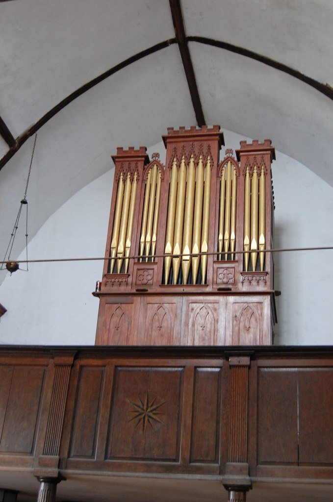 Barrel Organ, Brightling Church © Julian P Guffogg Cc-by-sa 2.0 