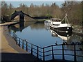 Grand Union Canal past Kensal Green Cemetery