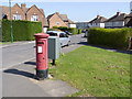 Briarfield Avenue postbox (ref. NG11 137)