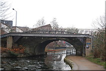 TQ3682 : Regents Canal - Bridge 58 by N Chadwick