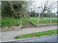 Footpath to New Barn Lane