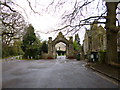 Southampton Old Cemetery, gates