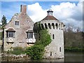 TQ6835 : Scotney Old Castle by Oast House Archive