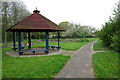 Shelter by the path towards Brinklow