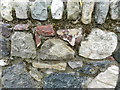SH1628 : Detail of a wall at Carreg by Peter Barr