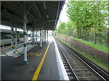 TQ3264 : South Croydon station by Marathon