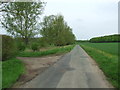 TL7158 : Country Road by Keith Evans