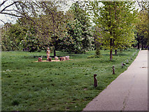TQ2783 : Regent's Park by David Dixon