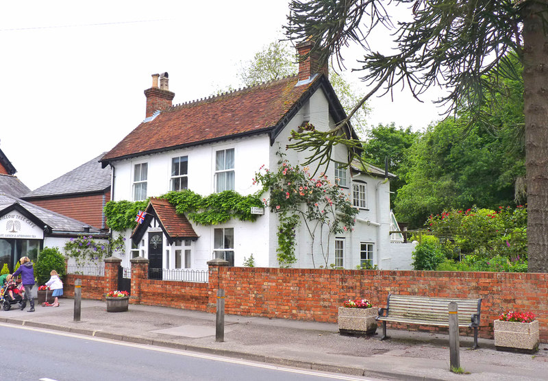 Forest Cottage, Lyndhurst © Mike Smith cc-by-sa/2.0 :: Geograph Britain ...