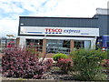 NS3423 : Tesco Express by Billy McCrorie