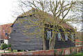 Barn, Garlands