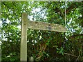 Footpath sign near Ash Bridge