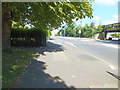 Luton: Toddington Road, mini roundabout , Leagrave