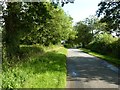 Country lane and junction south of Tuckhill