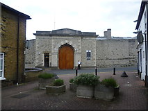 TQ7656 : The main gate to Maidstone Prison by Marathon