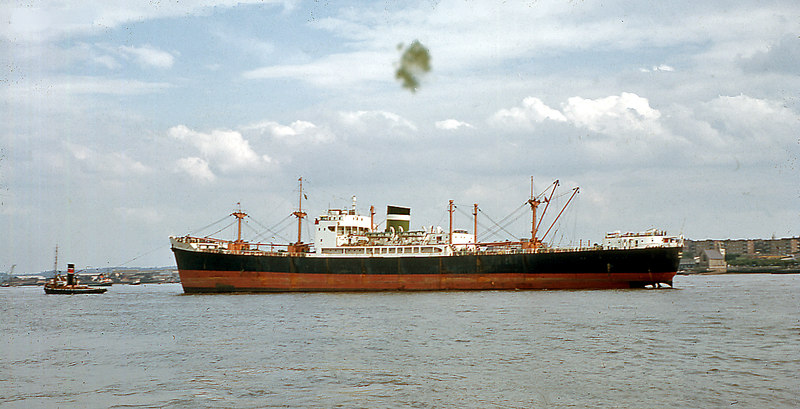 Ss Caxton Tied Up Off Tilbury Pier © Ben Brooksbank Cc By Sa20