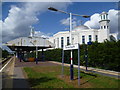 Morden South station and the Ahmadiyya Mosque