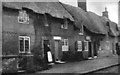 Cottages in Tamworth Street circa 1920