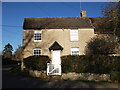 Cottage in Cornwell village