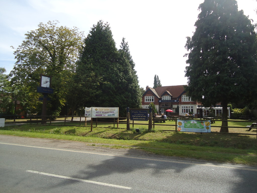 Flight Tavern Public House Charlwood © Stacey Harris Cc By Sa20 Geograph Britain And Ireland