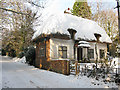 Thatched cottage on Brook Street