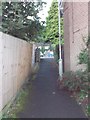 Footpath - Heath Road