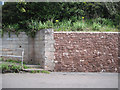 Twentieth-century retaining walls, Lower Brimley