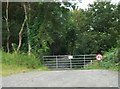 H6705 : Private farm lane near Cullies Cross Roads by Eric Jones