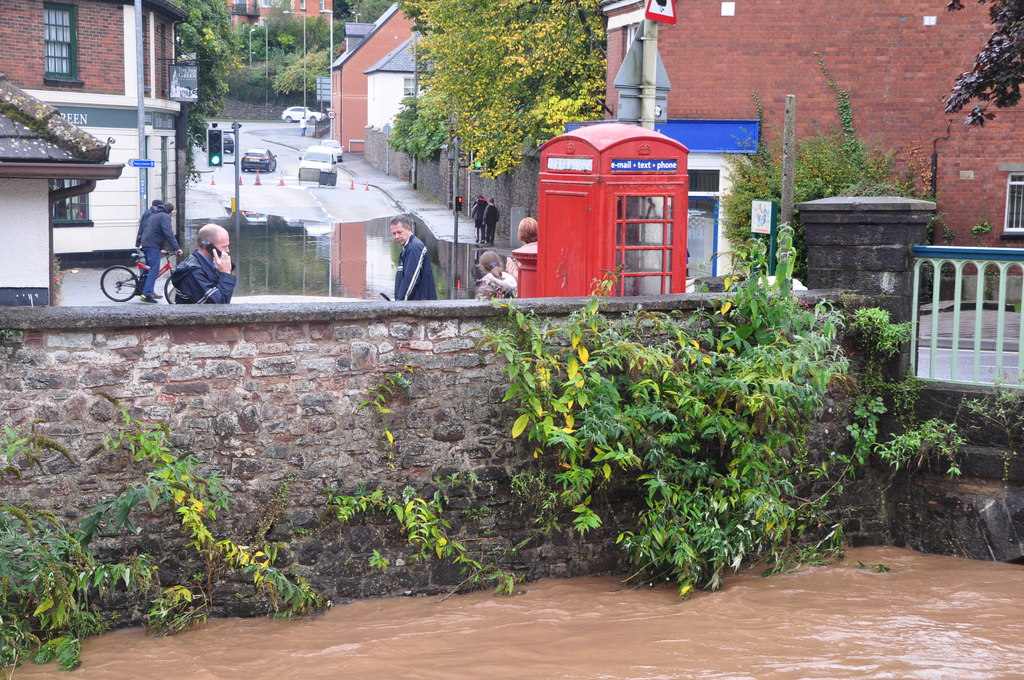 Tiverton : River Lowman & Bridge Street © Lewis Clarke cc-by-sa/2.0 ...