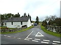 Minor road junction at Glensone