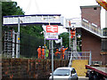 NS2071 : Inverkip railway station footbridge installation by Thomas Nugent