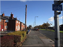 TA1230 : Preston Road, East Hull by Ian S