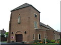TQ5881 : Holy Cross church, South Ockendon by Dave Kelly