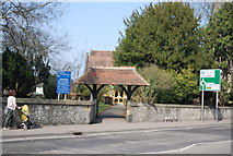 TQ5845 : Lych gate, St Stephen's Church by N Chadwick