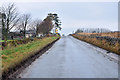 Minor road approaching Knowehead