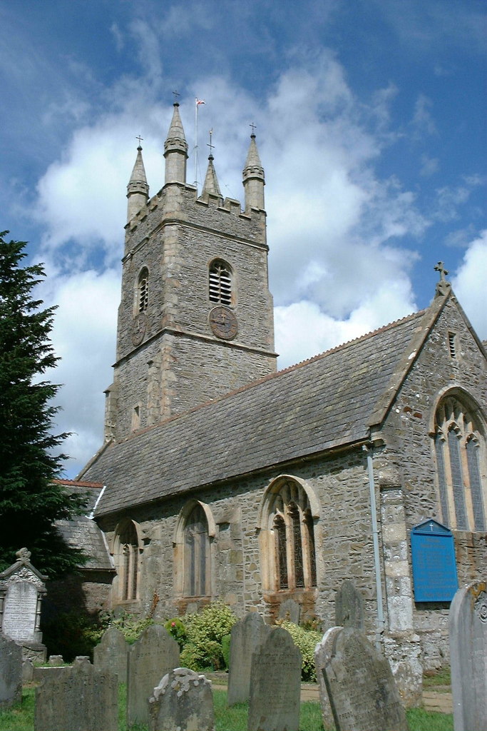 St Edward's church, Egg Buckland,... © Dave Kelly cc-by-sa/2.0 ...