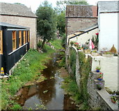 SO1533 : Afon Ennig upstream from High Street, Talgarth by Jaggery