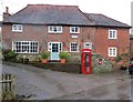 K6 Telephone Kiosk & ER Post Box