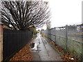 A path leading to Edinburgh Street, Hull