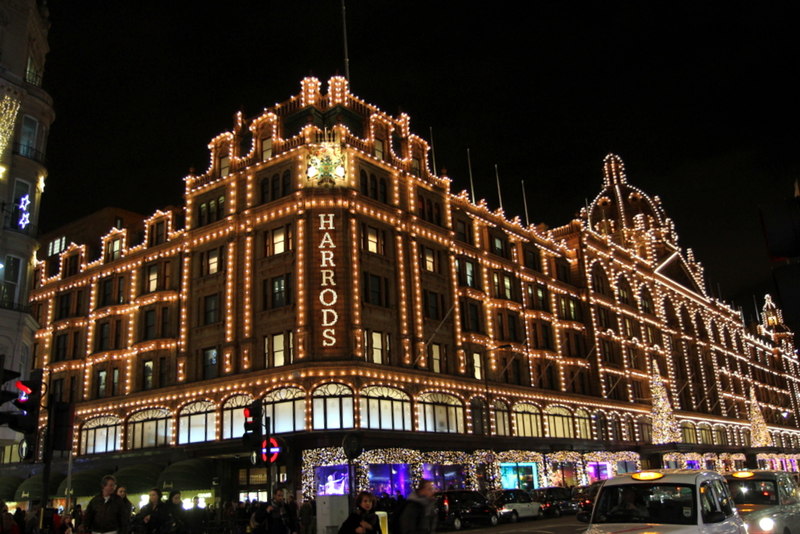 Harrods of Knightsbridge, London, SW1 © Christine Matthews cc-by-sa/2.0 ...