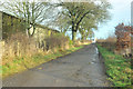 Farm track to Hillhead