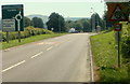 A40 approaches the Square & Compass Roundabout, Ashfield