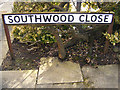 Southwood Close sign