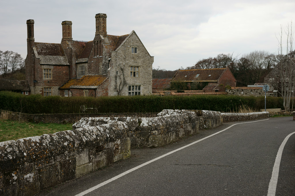 Woolbridge Manor, Wool, Dorset © Peter Trimming ccbysa/2.0